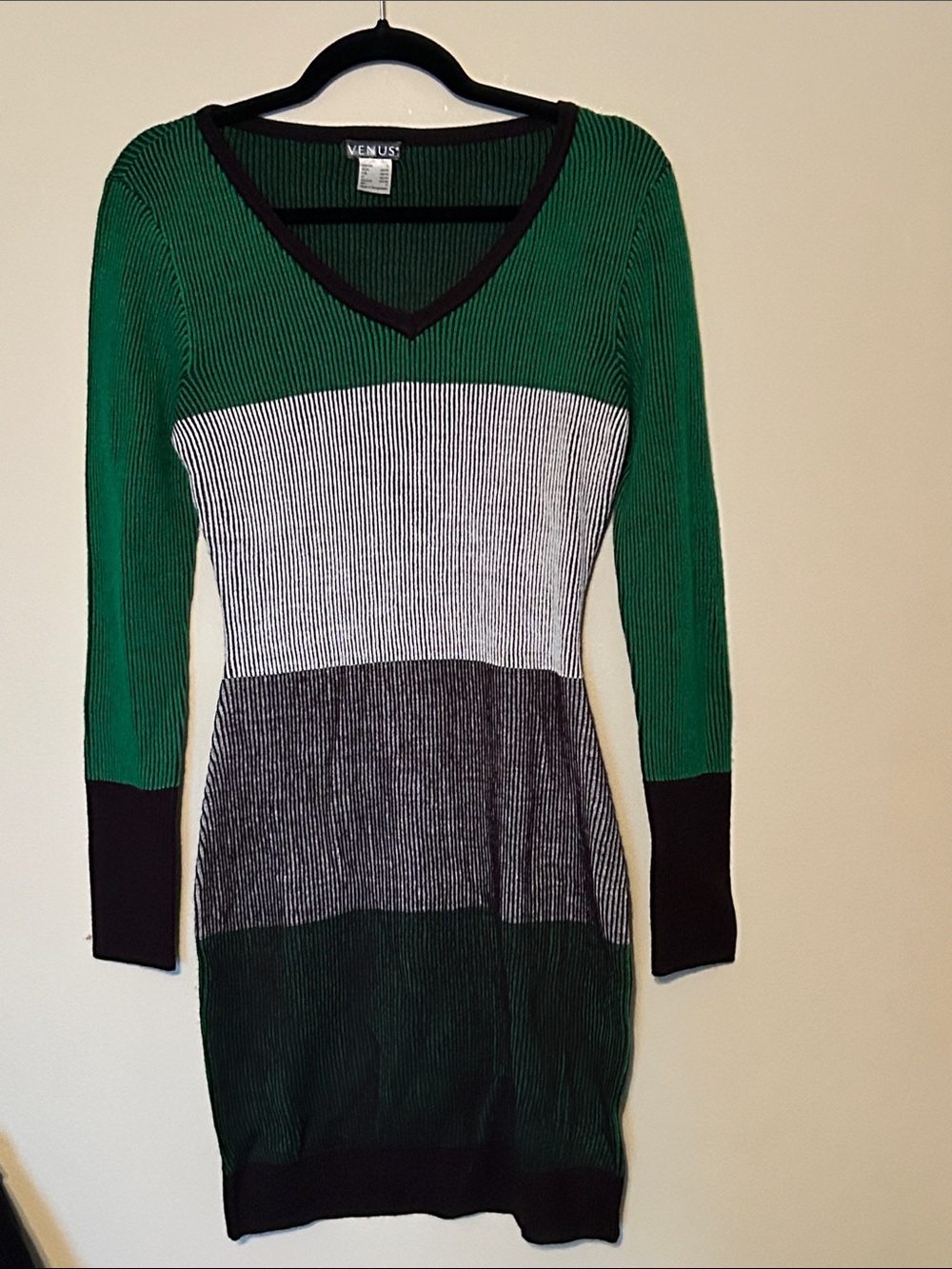 VENUS Green, Black & Gray Colorblock V-Neck Sweater Dress